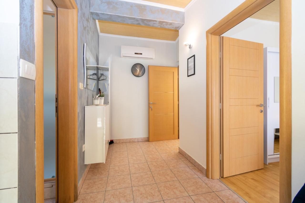 Apartment Mandre 4093B Esterno foto